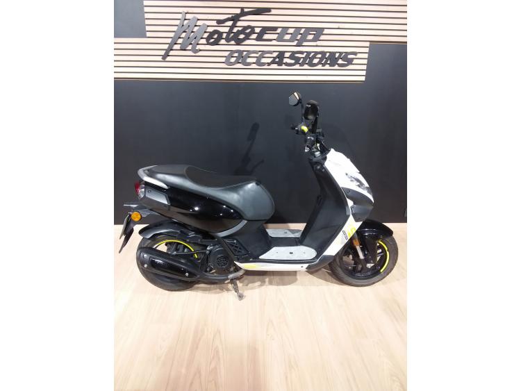 PEUGEOT STREET ZONE 50