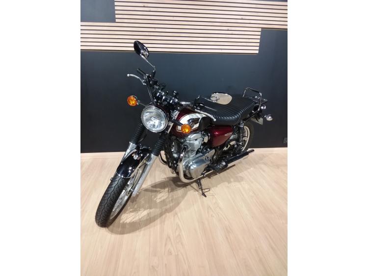 KAWASAKI W 800