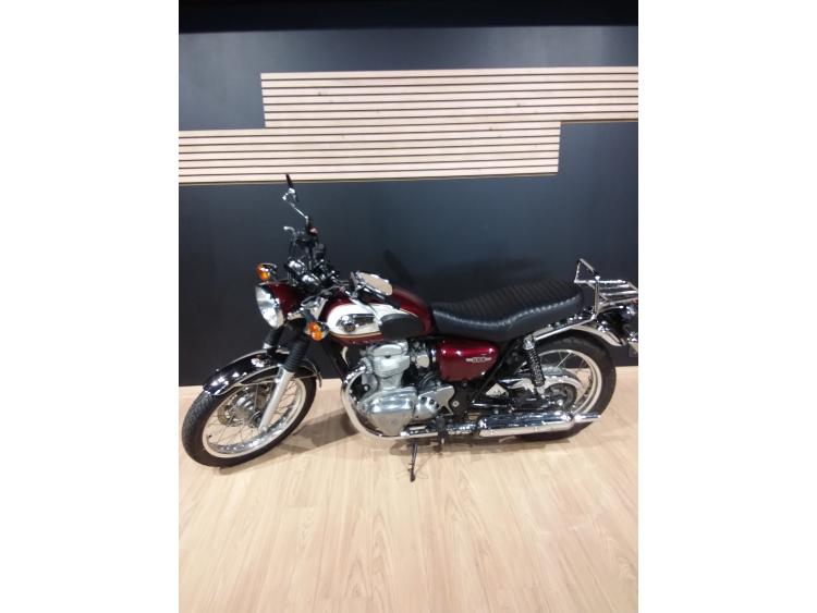 KAWASAKI W 800