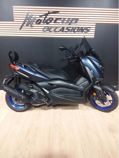 YAMAHA XMAX 125