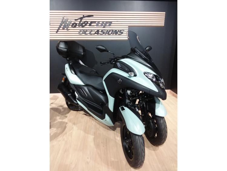 YAMAHA TRICITY 300